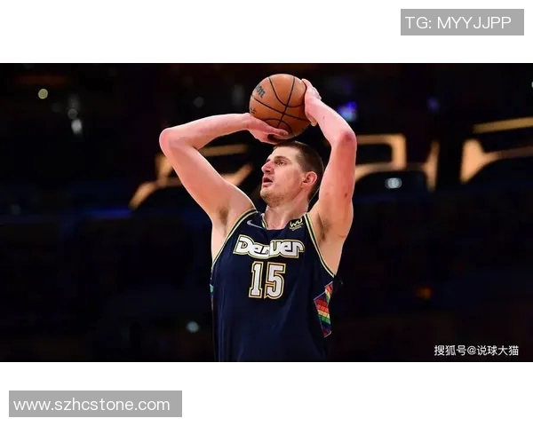 曼联与美因兹激战成和比赛结果引发球迷热议与期待